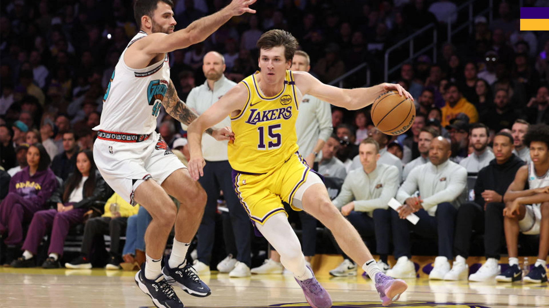 TheShy迎来十二赛季出色发挥，DWG观众热烈欢呼！